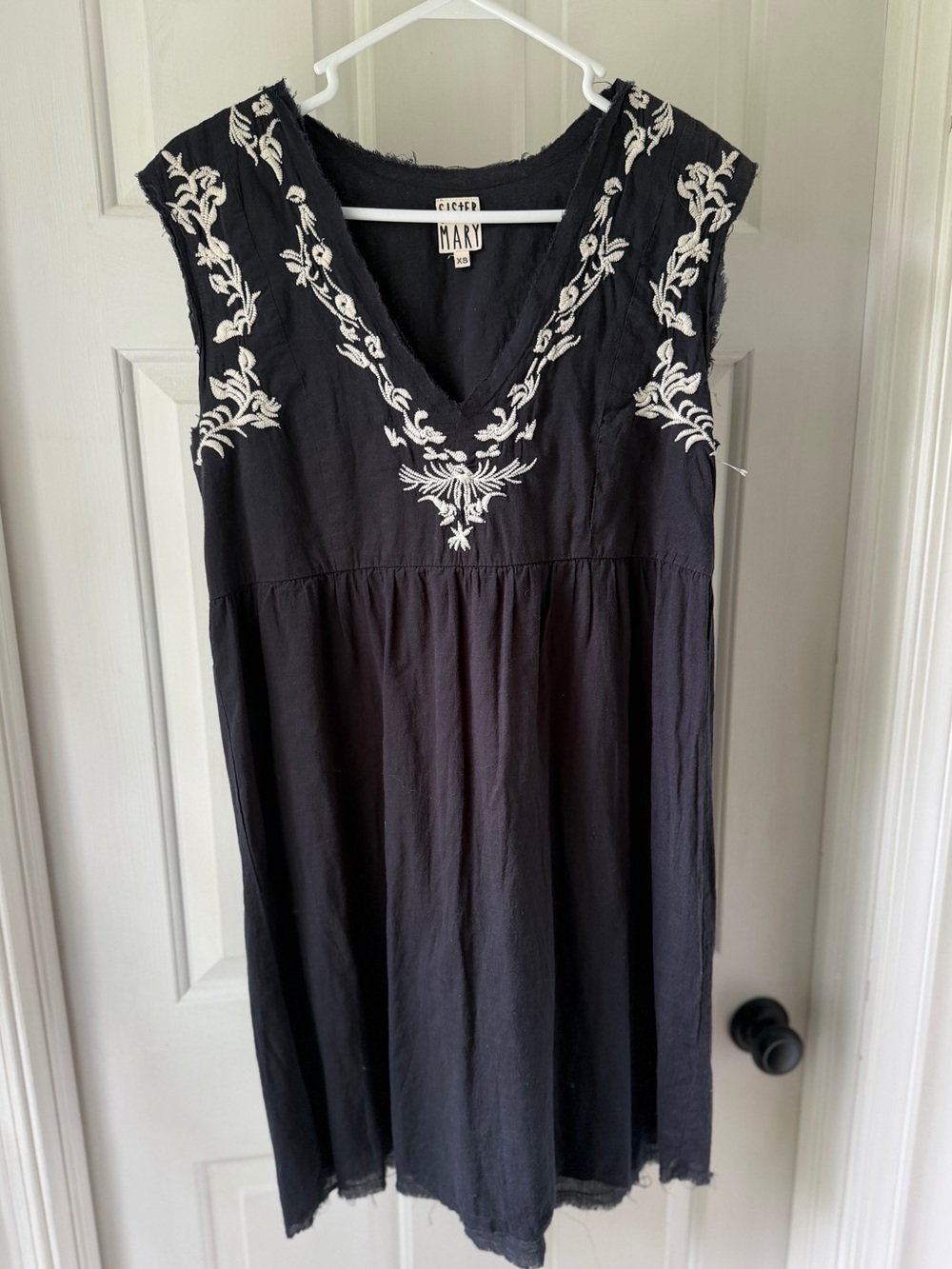 Sister Mary Sharon Embroidered V-Neck Sleeveless Dress Size XS